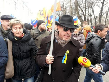 Андрей Макаревич на Марше Мира в Москве